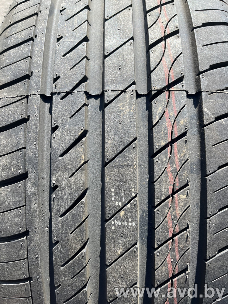 Купить Шины Arivo Ultra ARZ5 225/50R17 98W  в Минске.
