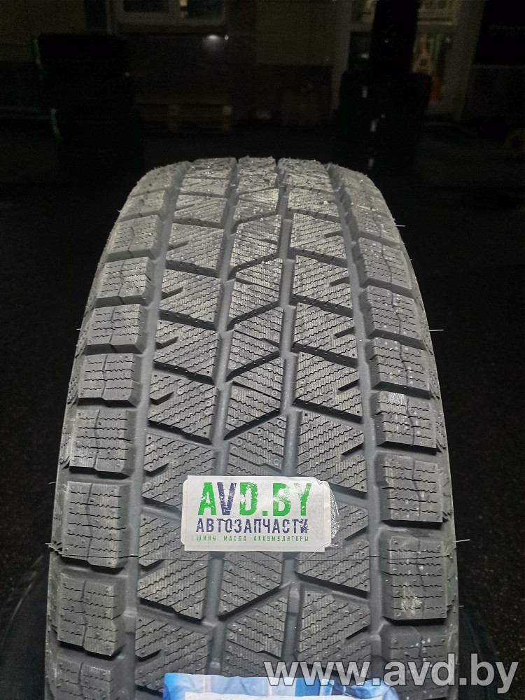 Купить Шины Sailun Ice Blazer Arctic EVO 245/45R19 102V  в Минске.