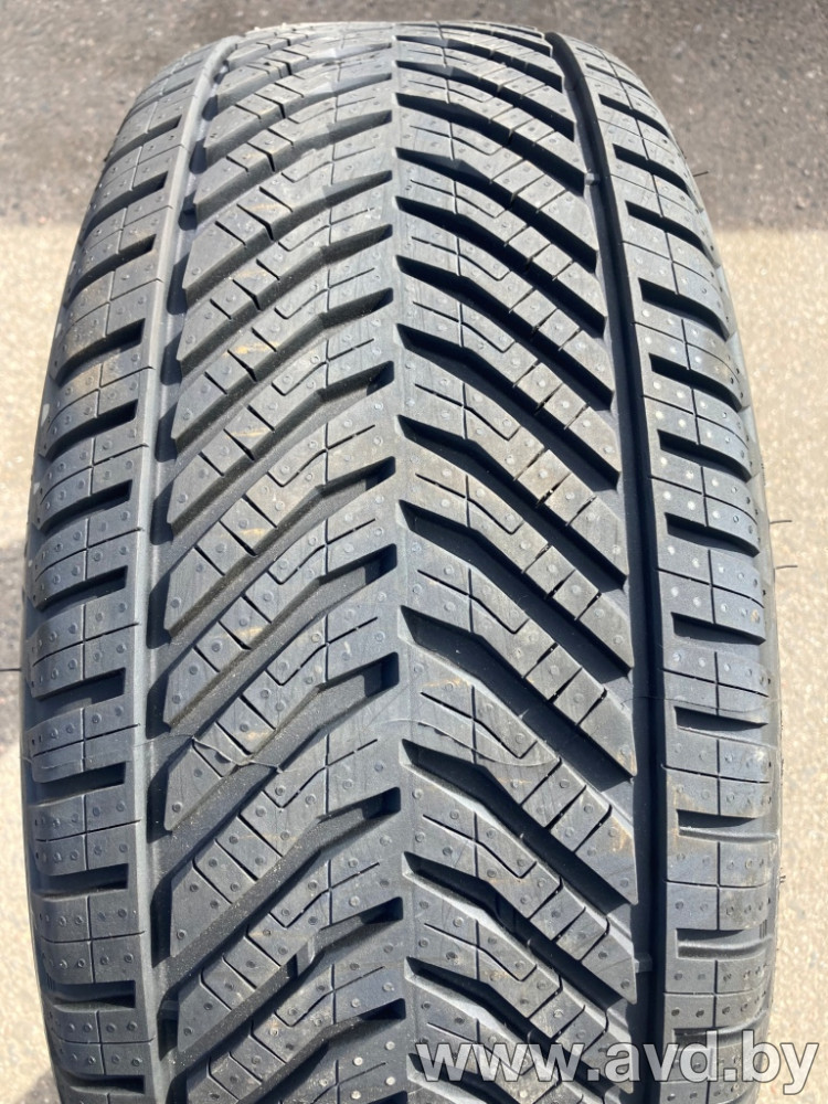 Купить Шины Tigar All Season 215/55R16 97V  в Минске.