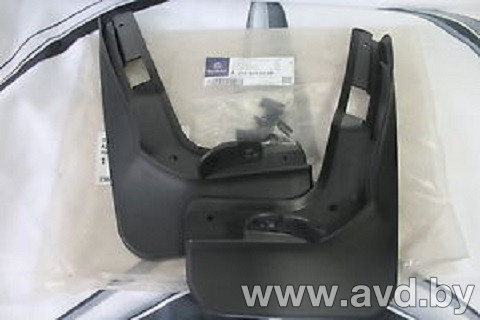 Купить Фирменные аксессуары Mercedes-Benz Брызговики передние C-class W204 (A2048900078) в Минске.