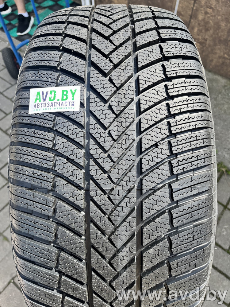 Купить Шины Bridgestone Blizzak LM005 285/45R20 112V в Минске.