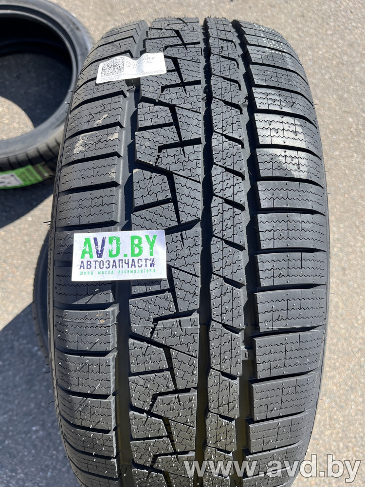 Купить Шины Lanvigator Wintergrip UHP 215/45R18 93V  в Минске.