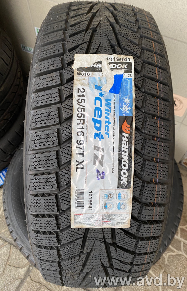 Купить Шины Hankook Winter i*cept iZ2 W616 215/55R16 97T  в Минске.