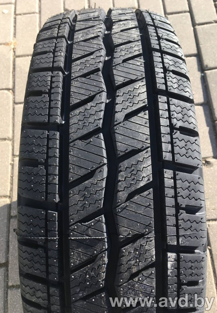 Купить Шины Hankook Winter i*Cept LV RW12 195/70R15C 104/102R в Минске.