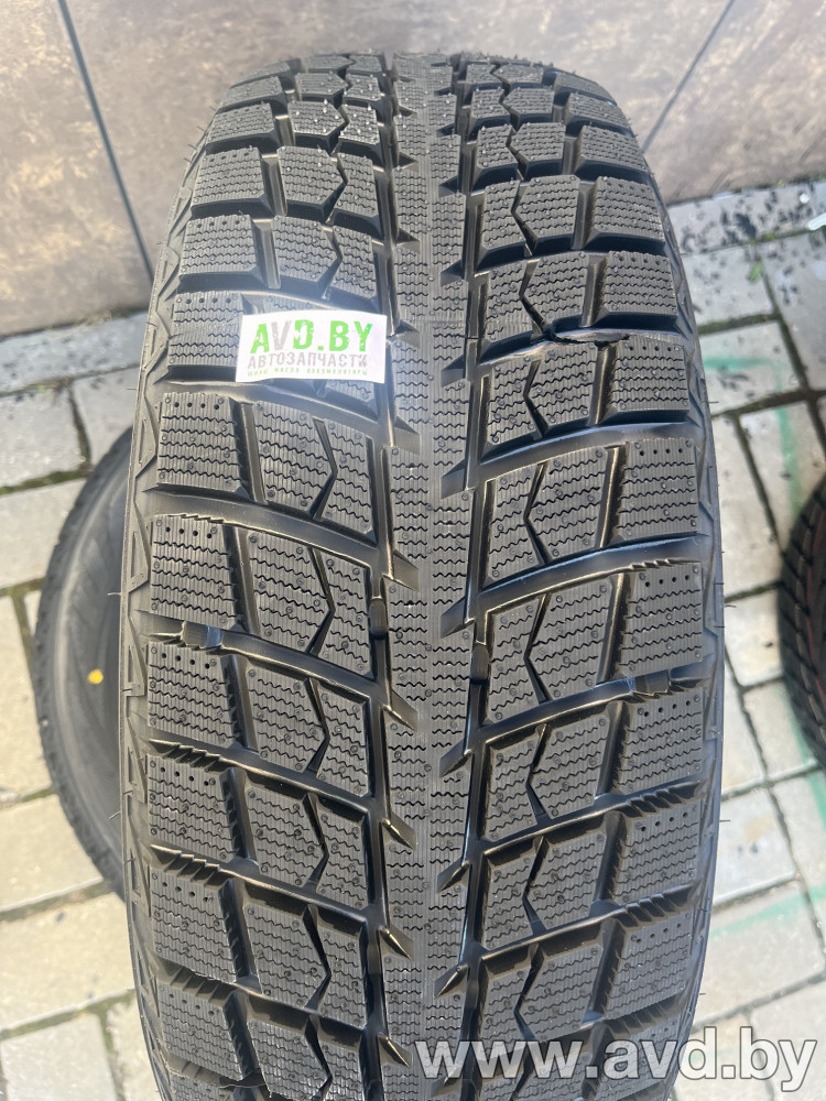 Купить Шины LingLong GreenMax Winter ICE I-15 SUV 215/60R17 96T в Минске.