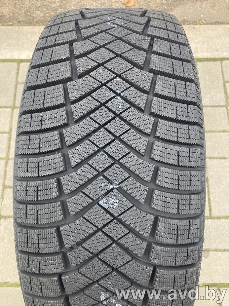 Купить Шины Pirelli Ice Zero Friction 255/55R18 109H  в Минске.